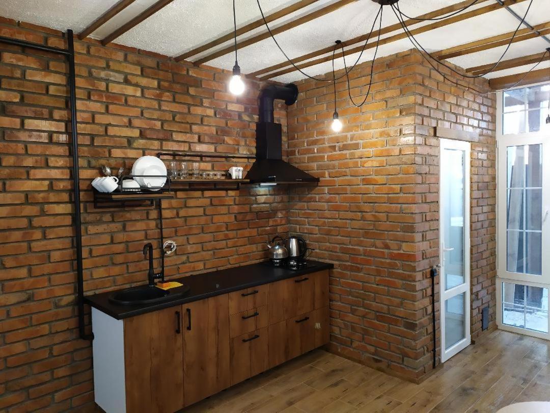 오데사 Loft House 아파트 호텔 외부 사진